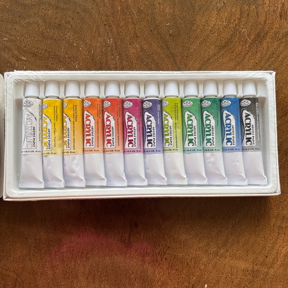 BRAND NEW ACRYLIC PAINT AND PAINTBRUSH SET - Picture 4 of 4